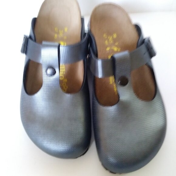 Papillio clogs. New. (a division of Birkenstock) - Picture 2 of 7